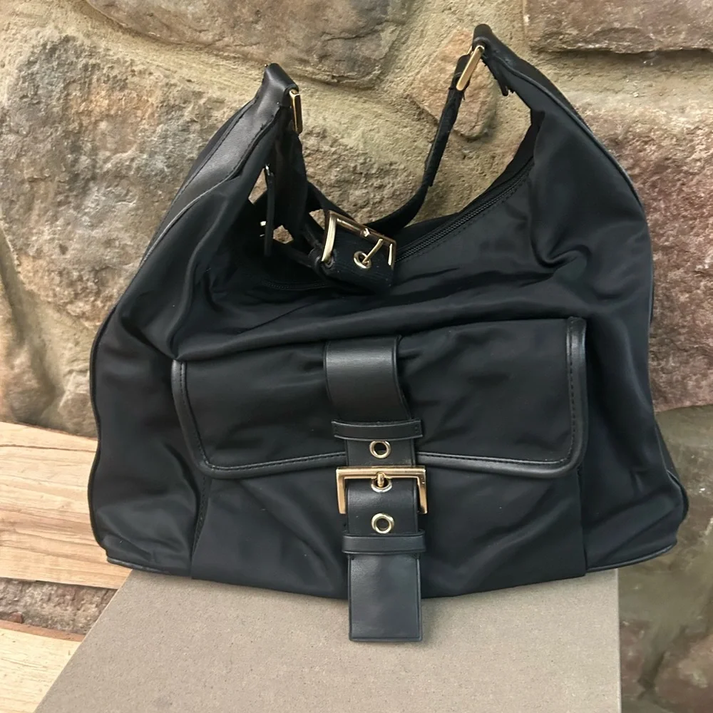 Nine West Elegant Black Men's Messenger Bag. Very Clean/Cool